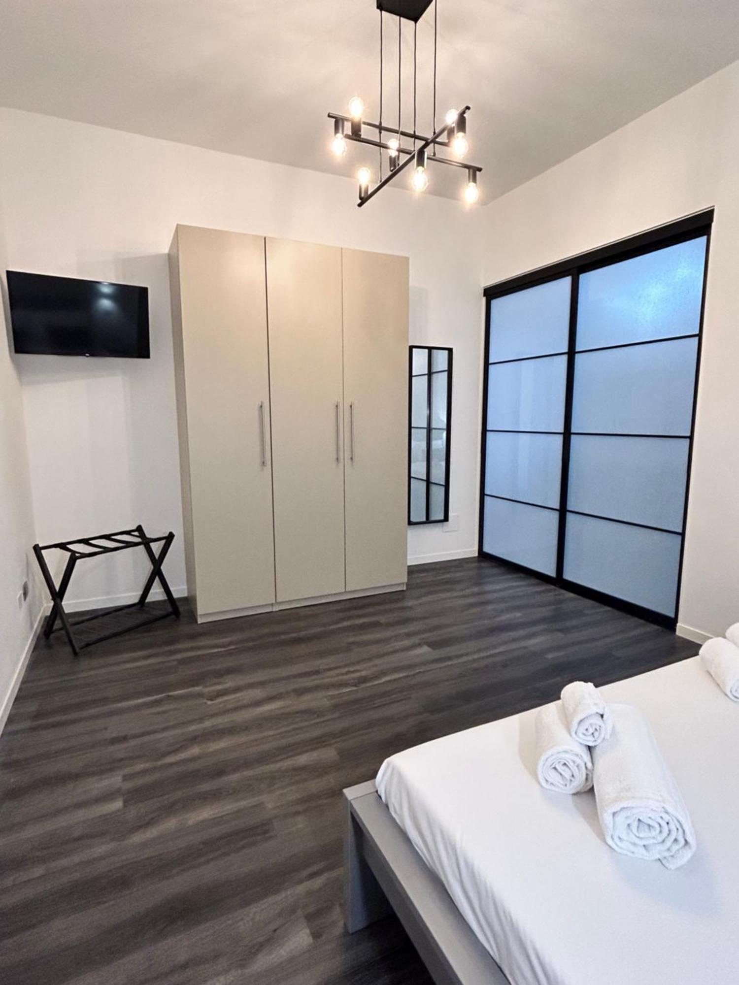 Tezone Seven Apartments Verona Exterior photo