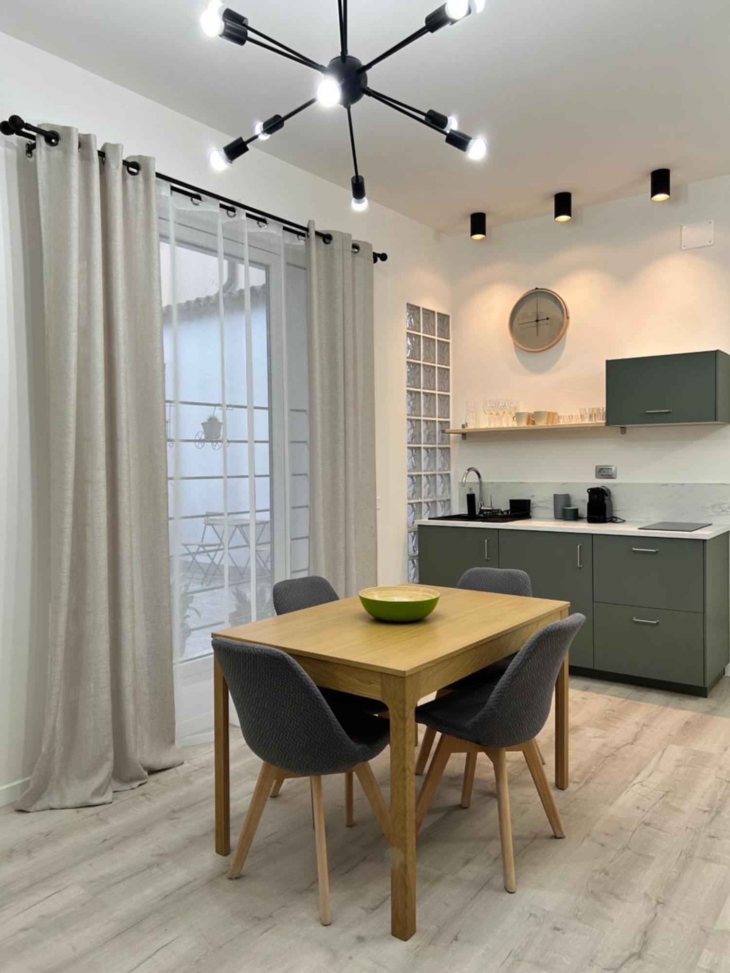 Tezone Seven Apartments Verona Exterior photo